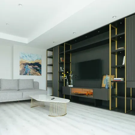 Decamondo Karakoey Aparthotel 4*