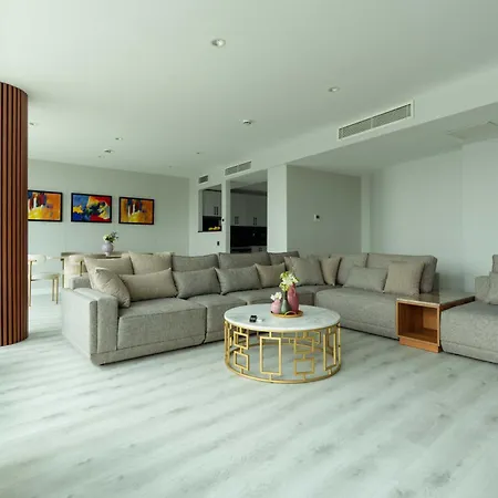 Hotel apartamentowy Decamondo Karakoey