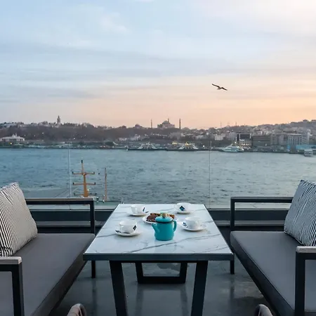 Decamondo Karakoey * Istanbul