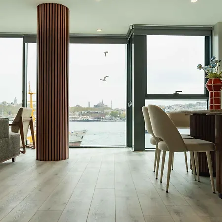 Decamondo Karakoey 4* اسطنبول