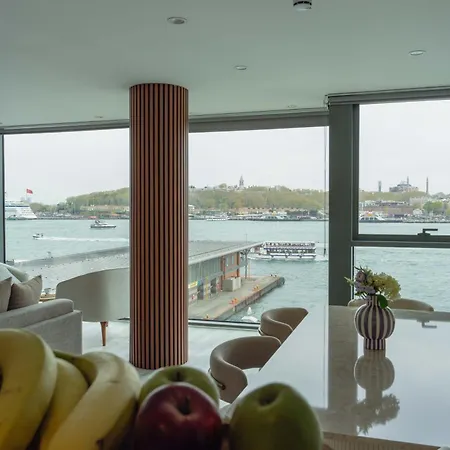 Decamondo Karakoey 4*