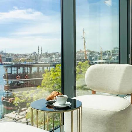 Decamondo Karakoey 4*